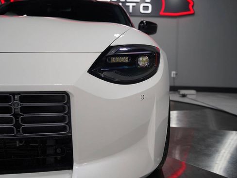 Used 2025 Nissan Z Sport w/ Floor Mat Package RWD image 19