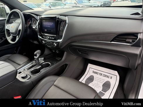 Used 2023 Chevrolet Traverse High Country image 31