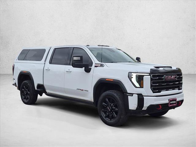 Used 2025 GMC Sierra 2500 AT4 w/ AT4 Premium Plus Package AWD/4WD image 3