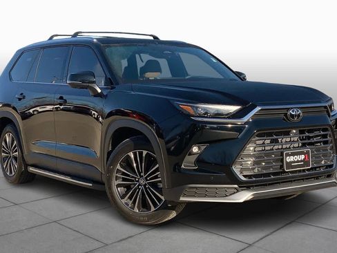 Used 2026 Toyota Grand Highlander AWD Hybrid image 2