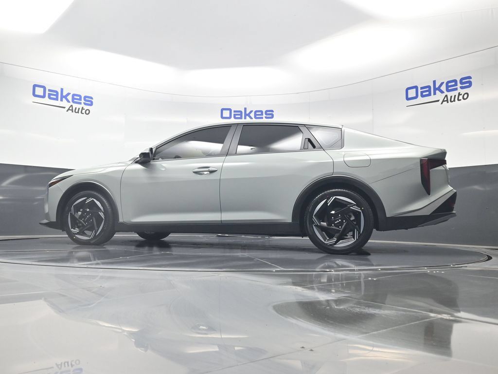 Certified 2025 Kia K4 EX FWD image 38