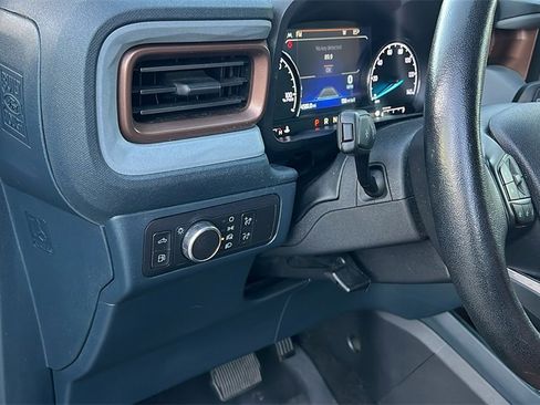 Used 2022 Ford Maverick Lariat w/ Lariat Luxury Package image 13