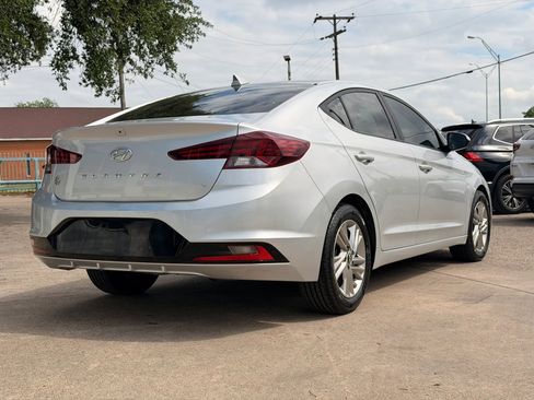 Used 2019 Hyundai Elantra SEL FWD image 3
