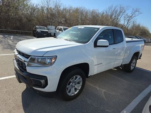 Used 2022 Chevrolet Colorado LT w/ Fleet Safety Package image 2