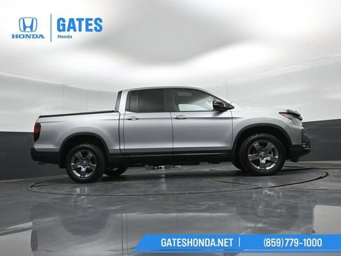Certified 2025 Honda Ridgeline TrailSport image 39