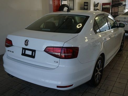 Used 2017 Volkswagen Jetta SE image 15