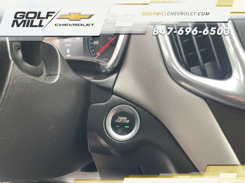 Used 2018 Chevrolet Equinox LS FWD image 18