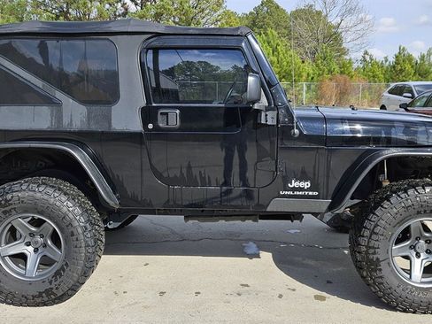 Used 2006 Jeep Wrangler Unlimited image 1