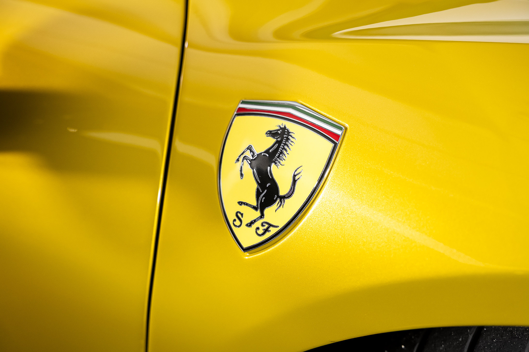 Used 2024 Ferrari SF90 Spider AWD/4WD image 38