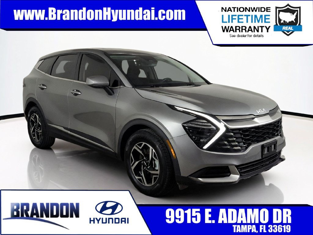 Used 2025 Kia Sportage LX FWD image 1