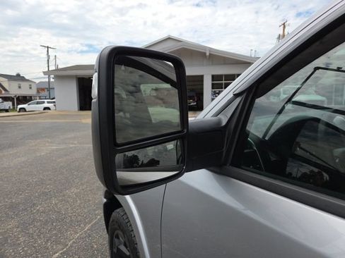 Used 2025 RAM 1500 Big Horn AWD/4WD image 14