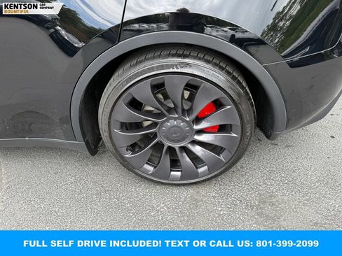 Used 2023 Tesla Model Y Performance AWD/4WD image 14