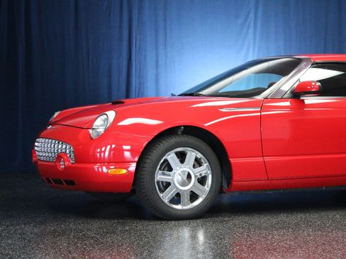 Used 2005 Ford Thunderbird RWD image 5