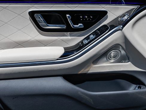 New 2024 Mercedes-Benz S 580 4MATIC Sedan image 21