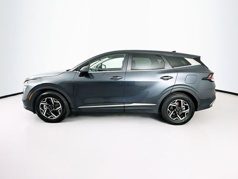 Used 2024 Kia Sportage LX image 4