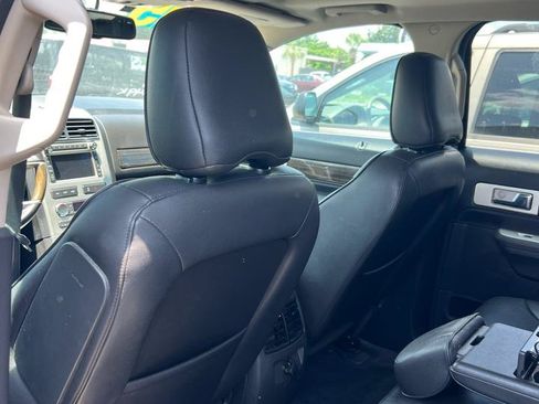 Used 2009 Lincoln MKX 2WD image 5