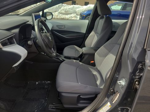 Certified 2025 Toyota Corolla SE w/ SE Premium Package image 16