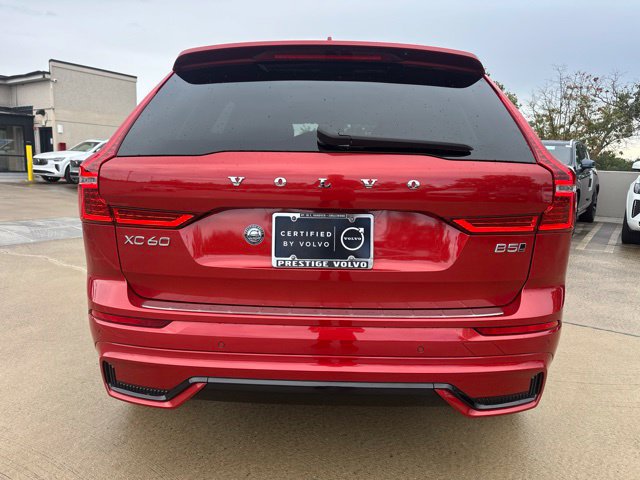 Certified 2025 Volvo XC60 B5 Ultra AWD/4WD image 7