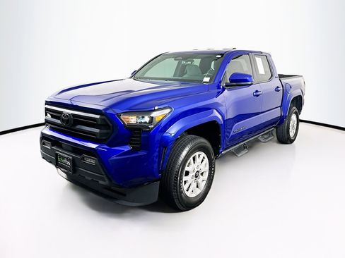 Used 2025 Toyota Tacoma SR5 RWD image 3