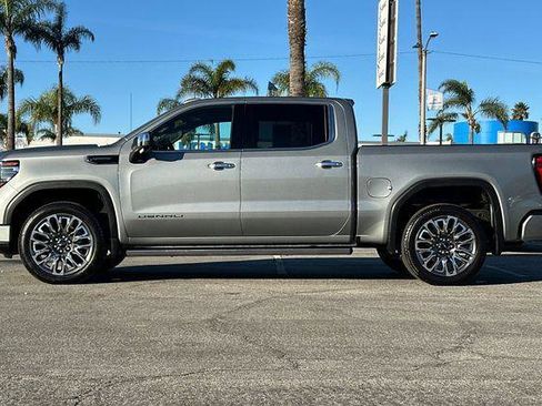 Used 2025 GMC Sierra 1500 Denali Ultimate image 7