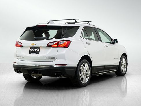 Used 2018 Chevrolet Equinox Premier w/ Infotainment II Package AWD/4WD image 6