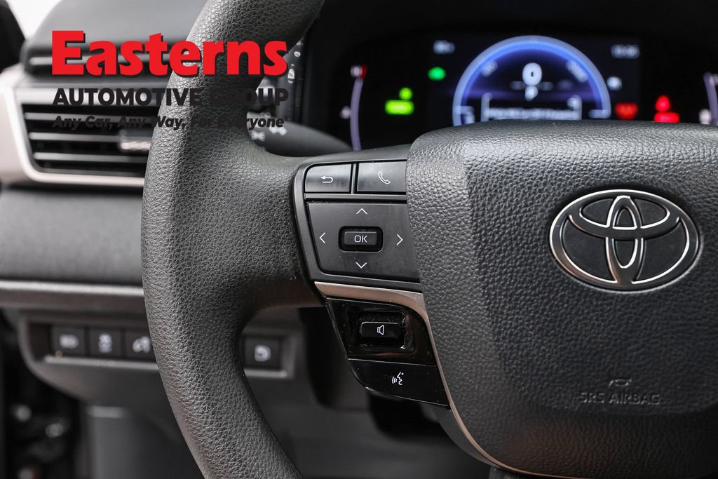 Used 2026 Toyota Camry LE FWD image 16