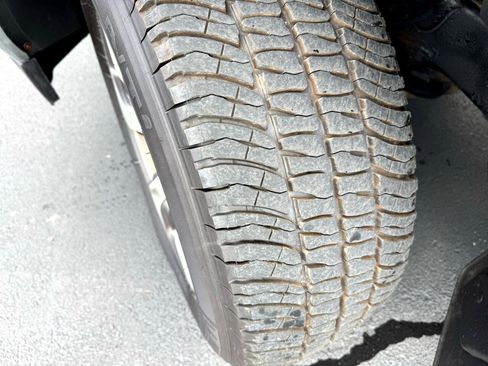 Used 2019 RAM 1500 Laramie image 10