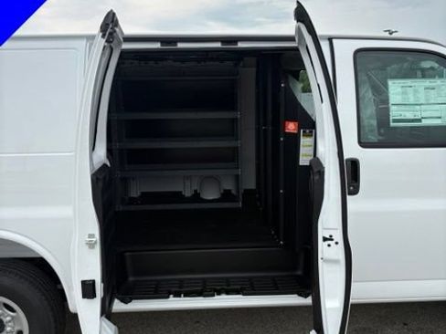 New 2026 Chevrolet Express 2500 w/ Driver Convenience Package RWD image 15