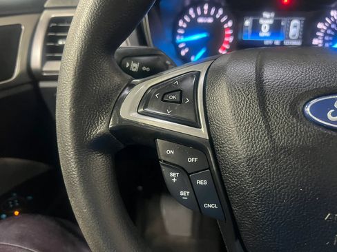 Used 2020 Ford Fusion S FWD image 17