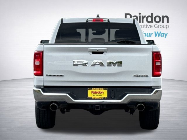 Used 2025 RAM 1500 Laramie AWD/4WD image 6