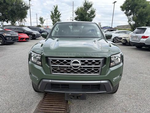 Used 2024 Nissan Frontier SV w/ SV Convenience Package AWD/4WD image 2
