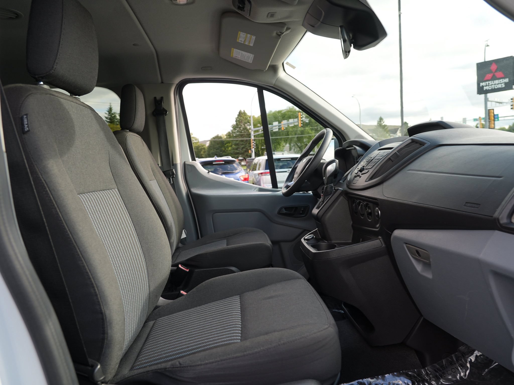 Used 2018 Ford Transit 350 XL RWD image 28