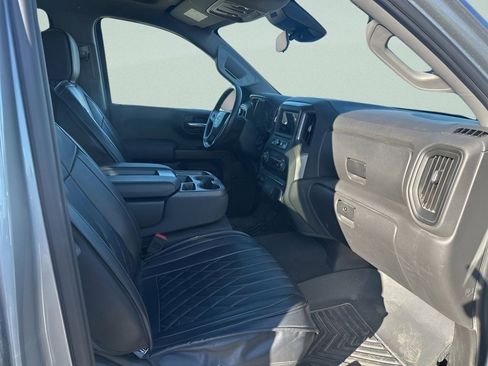 Used 2023 Chevrolet Silverado 1500 Custom AWD/4WD image 15