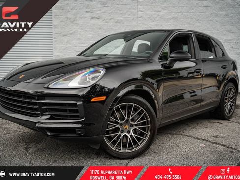 Used 2023 Porsche Cayenne AWD/4WD image 1