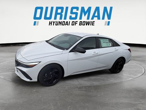 New 2026 Hyundai Elantra Sport FWD image 2