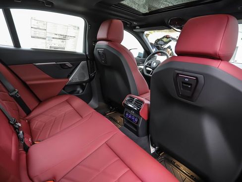 New 2026 BMW 530i xDrive 530i xDrive w/ M Sport Package image 26