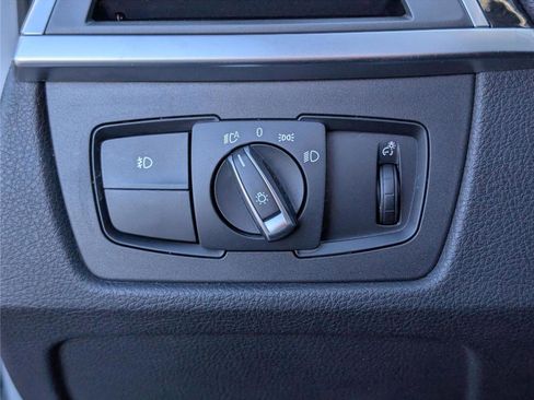 Used 2017 BMW 320i Sedan image 20