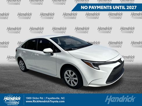 Certified 2026 Toyota Corolla LE FWD image 1