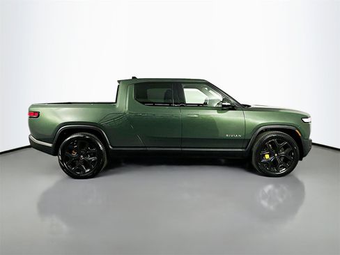 Used 2022 Rivian R1T Launch Edition image 8