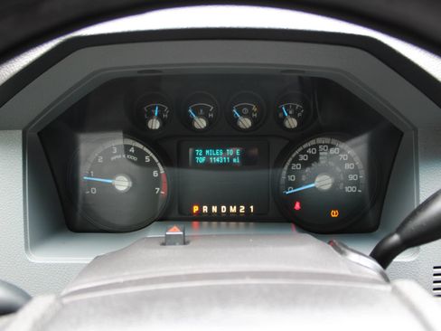 Used 2016 Ford F250 XL RWD image 11
