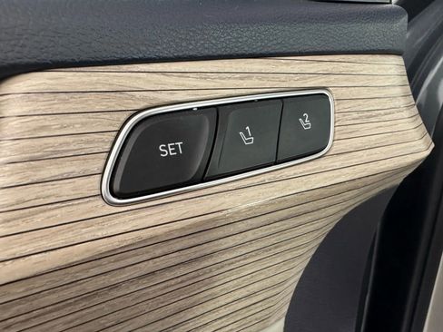 Used 2022 Hyundai Palisade Calligraphy image 47