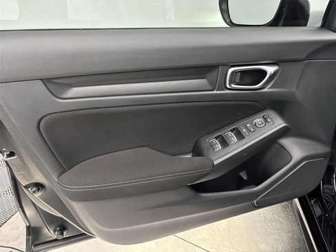 Used 2023 Honda Civic Sport image 26