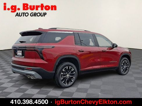 New 2026 Chevrolet Traverse LT w/ Sun and Wheel Package AWD/4WD image 4