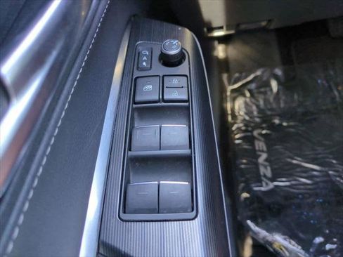 Certified 2021 Toyota Venza XLE w/ Softex Package image 22