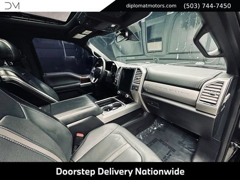 Used 2017 Ford F250 Platinum w/ Platinum Ultimate Package AWD/4WD image 19