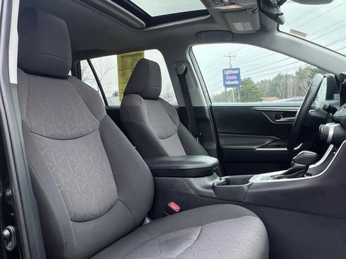 Used 2019 Toyota RAV4 XLE image 13