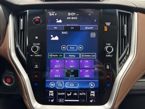 Used 2020 Subaru Outback Touring w/ Popular Package #2 image 17