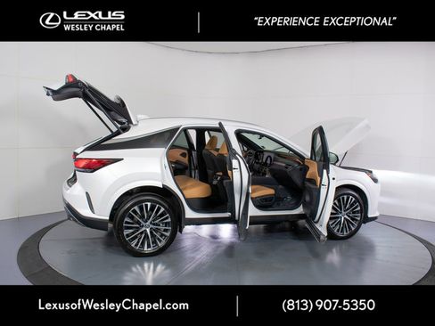 Used 2025 Lexus RX 350 Premium Plus w/ Convenience Package FWD image 18