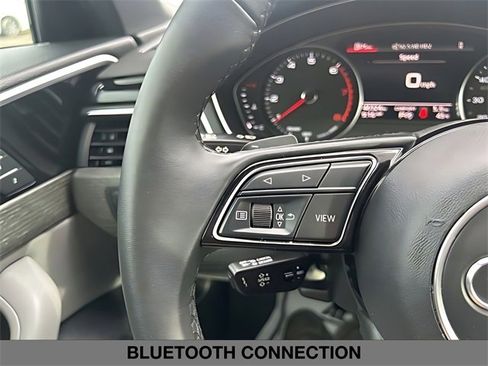 Used 2023 Audi A4 2.0T Premium w/ Convenience Package image 29