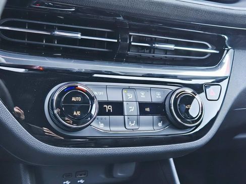 New 2026 Buick Envista Sport Touring w/ Convenience I Package FWD image 23